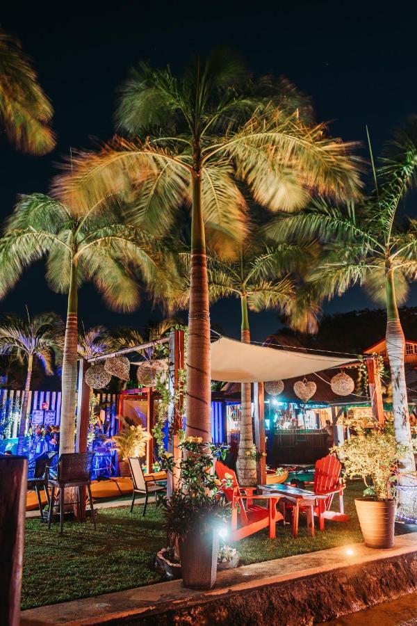 Blue Bird Hotel บากาลาร์ ภายนอก รูปภาพ